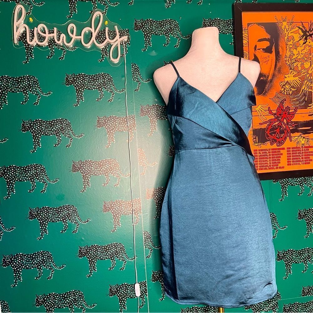 Lulus Brand Teal Faux Satin Spaghetti Strap Bodycon Mini Dress Size Small
